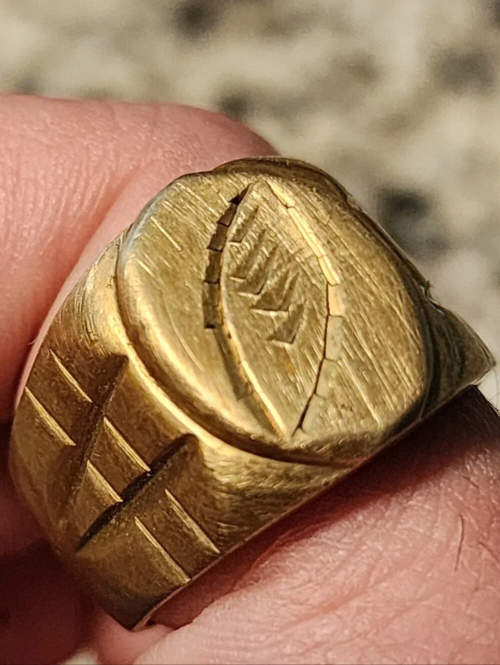 Fashion/Costume Jewelry Ring